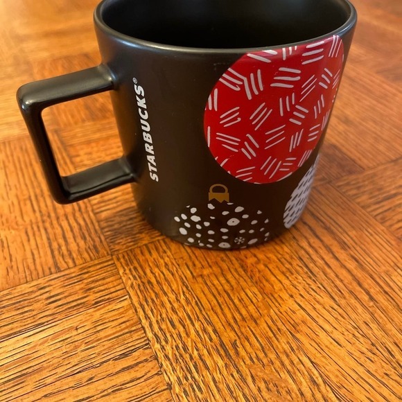 Starbucks 2016 Christmas ornament mug - Picture 2 of 5